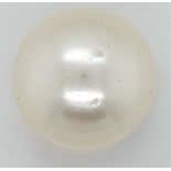 14mm round white Broome pearl