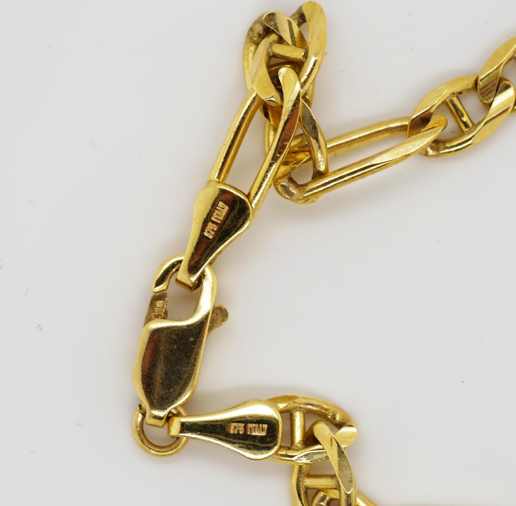 Small 9ct yellow gold bracelet - Image 2 of 2