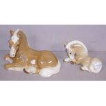 English ceramic horse & foal figures