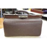 Vintage leather Gladstone bag