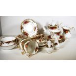 Royal Albert ' Old Country Roses' part dinner set