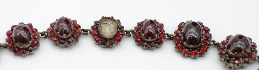 19th c. garnet necklace - Image 5 of 5