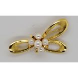 Vintage 14ct yellow gold and pearl brooch