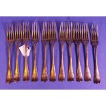 Set eleven Victorian dessert forks