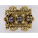 14ct gold Renaissance style fret work gold ring