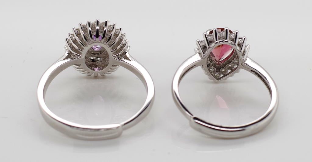Two ladies halo rings - Image 2 of 2