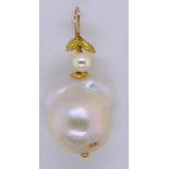 Large baroque pearl pendant