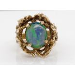 Vintage opal & 9ct gold ladies ring