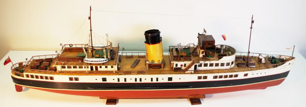 Live steam model of English ferry 'Cormarant' - Image 2 of 3