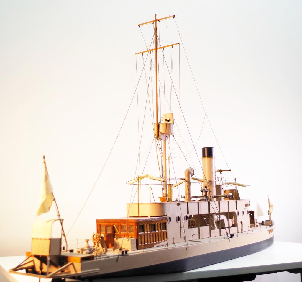 Model of the gunboat 'Firefly' - Image 3 of 3