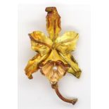18ct gold lily brooch