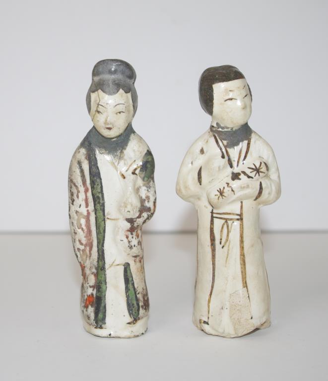 Two various Chinese ceramic figures - Image 3 of 5