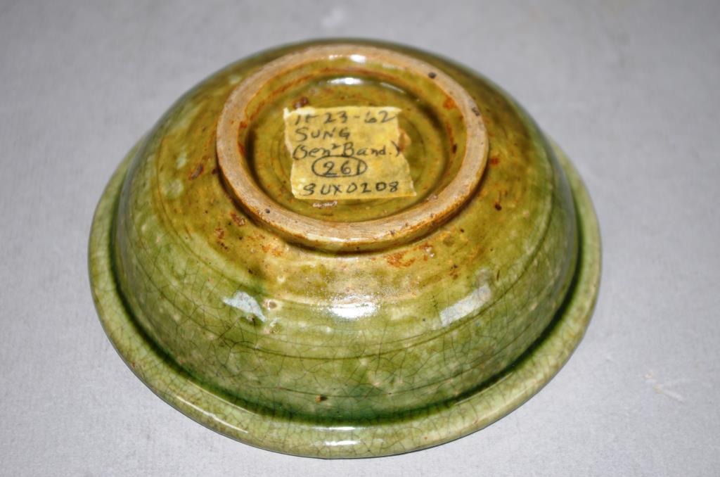 Chinese Sung style green glazed bowl - Image 4 of 4