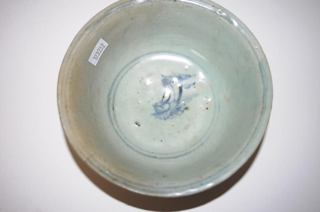 Chinese Ming Dynasty blue & white bowl - Image 4 of 5