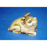 Antique Japanese carved ivory netsuke