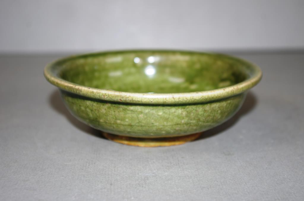 Chinese Sung style green glazed bowl - Image 3 of 4