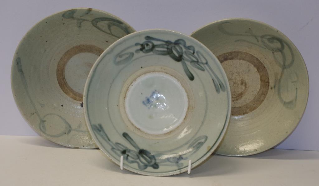 Three Chinese provincial Qing dynasty bowls