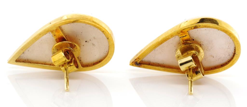 18ct gold and pearl stud earrings - Image 2 of 2