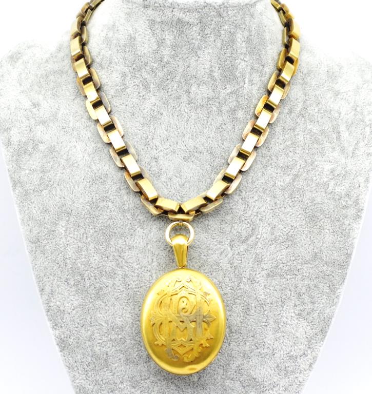 Australian gold locket & gold flat link chain - Image 5 of 10