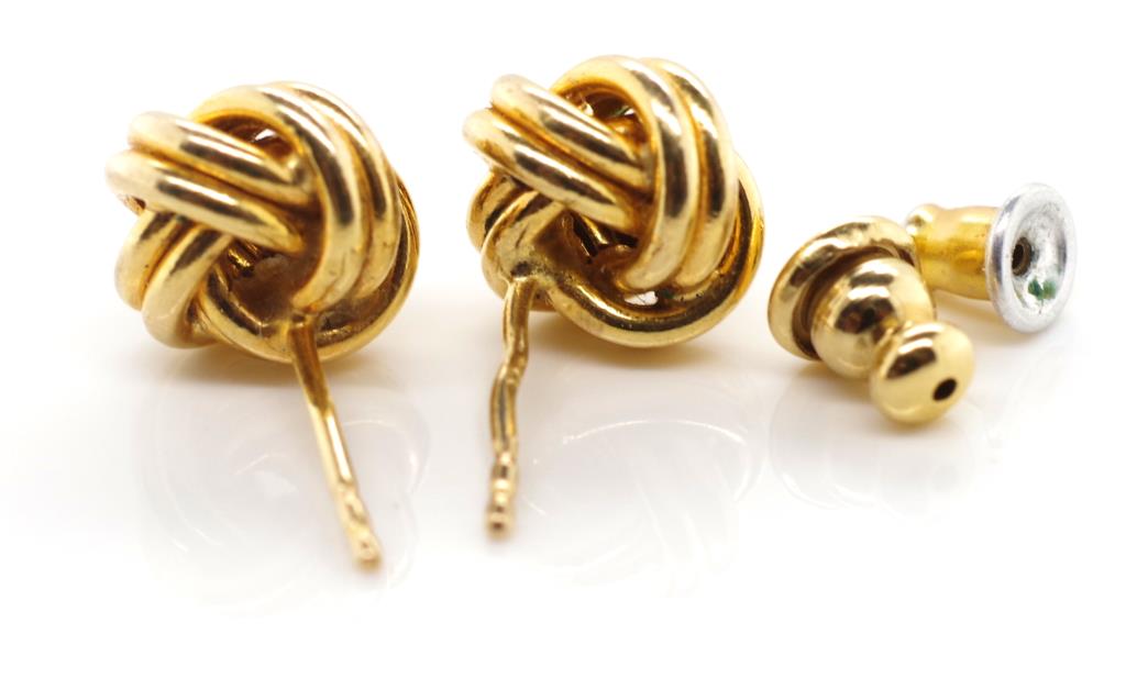 9ct yellow gold knot stud earrings - Image 2 of 2