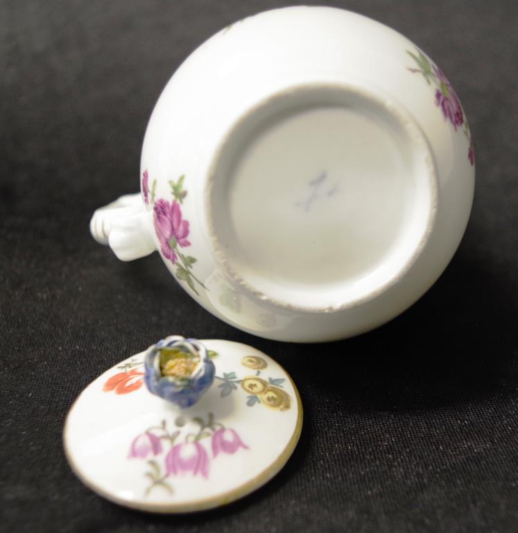 18th Century Meissen lidded cream jug - Image 5 of 5