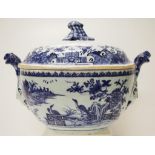 Large Chinese export blue & white tureen