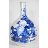 Antique Chinese bulbous export ware vase
