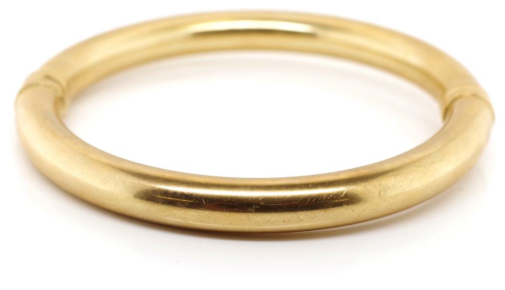 9ct yellow gold bangle - Image 3 of 4