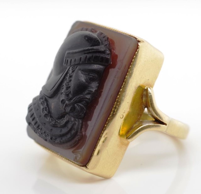 George V intaglio and 18ct yellow gold ring - Image 3 of 5