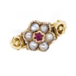 Antique gold flower ring