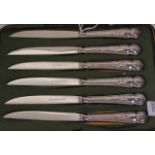 Cased George V sterling silver fruit knives