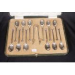 Set twelve George V sterling silver coffee spoons