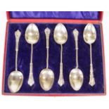 Cased set of sterling silver teaspoons
