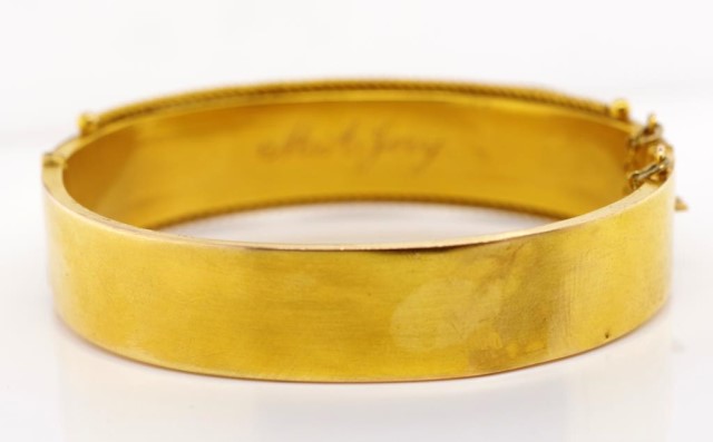 Antique Australian 9ct gold bangle - Image 4 of 6