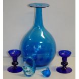 Five vintage blue glass items