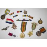 Seven assorted WWI medals & other medallions