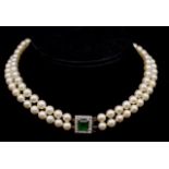 Pearl, emerald, diamond and platinum necklace