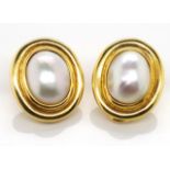 18ct yellow gold and pearl ear clips