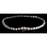 18ct white gold and 4.6ct diamond tennis bracelet