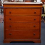 Antique style chest of drawers