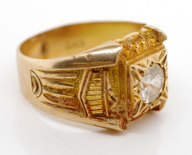 14ct yellow gold ring - Image 2 of 7