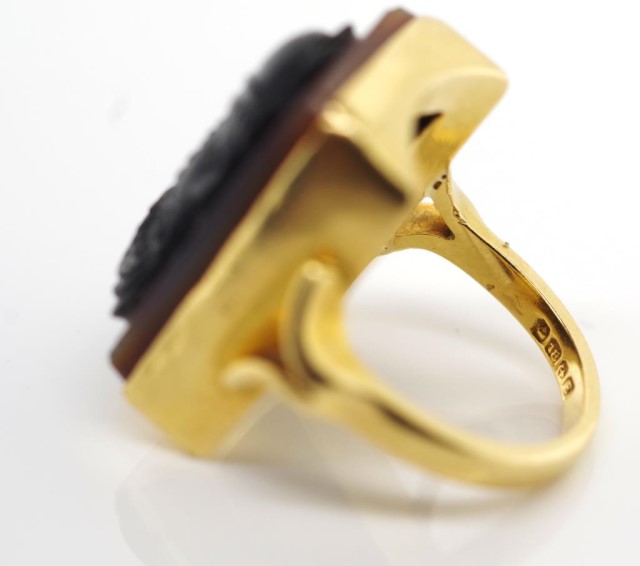 George V intaglio and 18ct yellow gold ring - Image 5 of 5