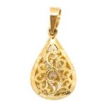 9ct yellow gold pendant