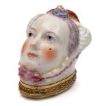 A Chelsea bonbonniere: in the form of a lady's head,