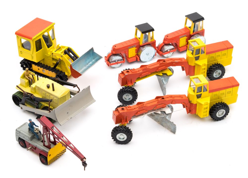 A Dinky Construction vehicles group:, two Road Graders, Shovel Dozer, Blaw Knox Bulldozer,