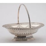 An Edward VII small silver swing-handled basket, maker Thomas Bradbury, London,