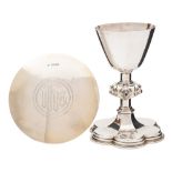 A matched 20th century silver communion set:, the chalice maker Tam & P Co, London,