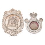 A George IV silver presentation badge, maker Joseph Dallinger, London 1829:,