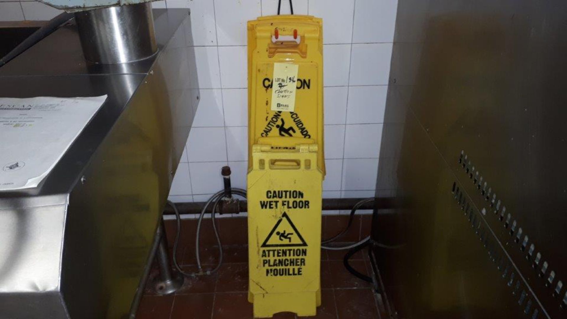 Enseignes CAUTION