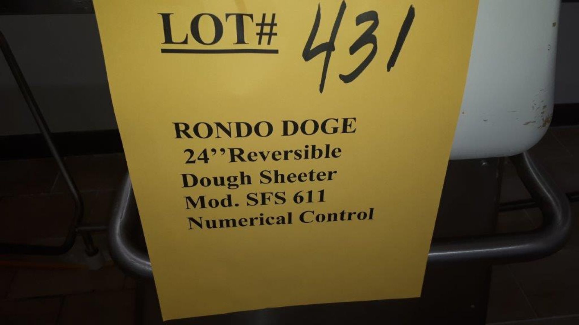 Laminoir a pate réversible 24" RONDO DOGE #SFS611 - Image 2 of 8